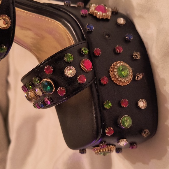 Rich Brown Platform Sandals with Chunky Heel and Colorful Embellishments - Picture 3 of 5